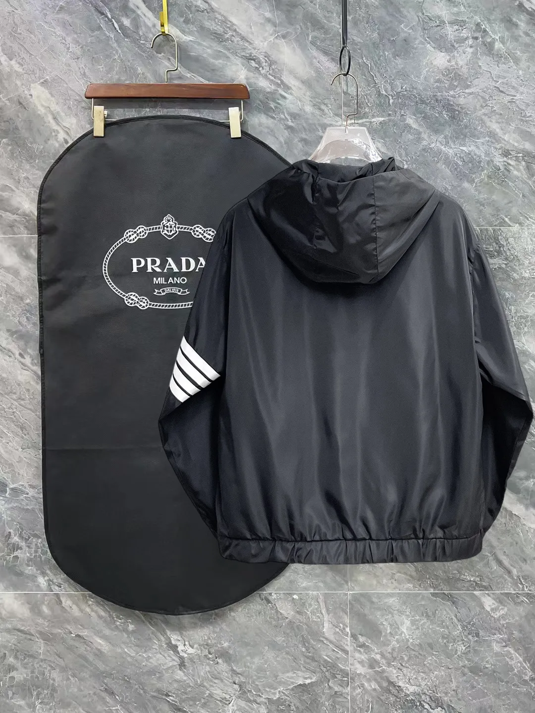 TB Same Style， ， 2026 New Arrival ，Original Premium Breathable ， ， ， Quality。 ， Sizes：M～3XL